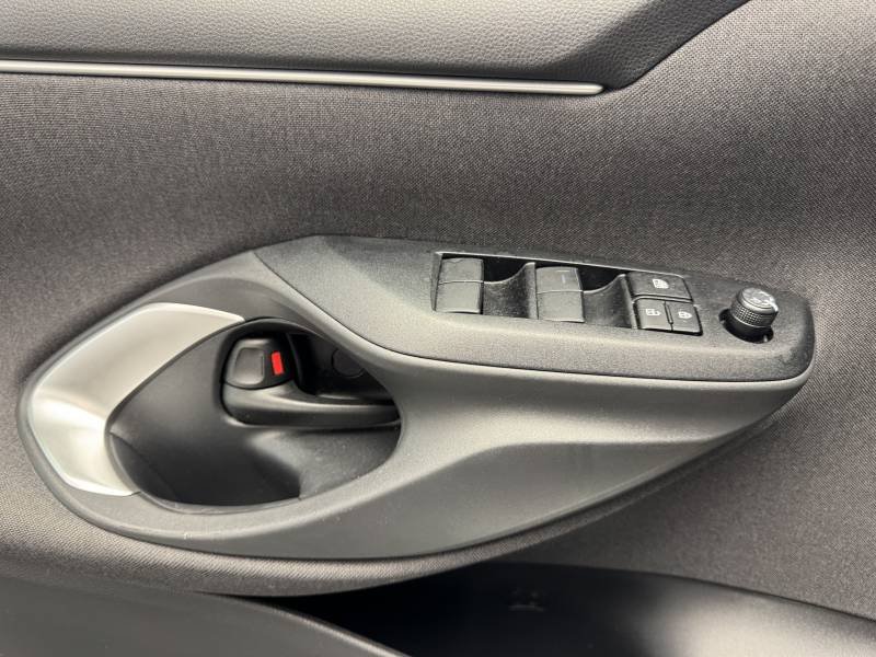 Toyota Yaris - Photo 25