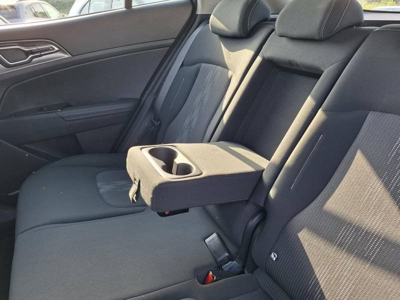 Kia Sportage - Photo 21