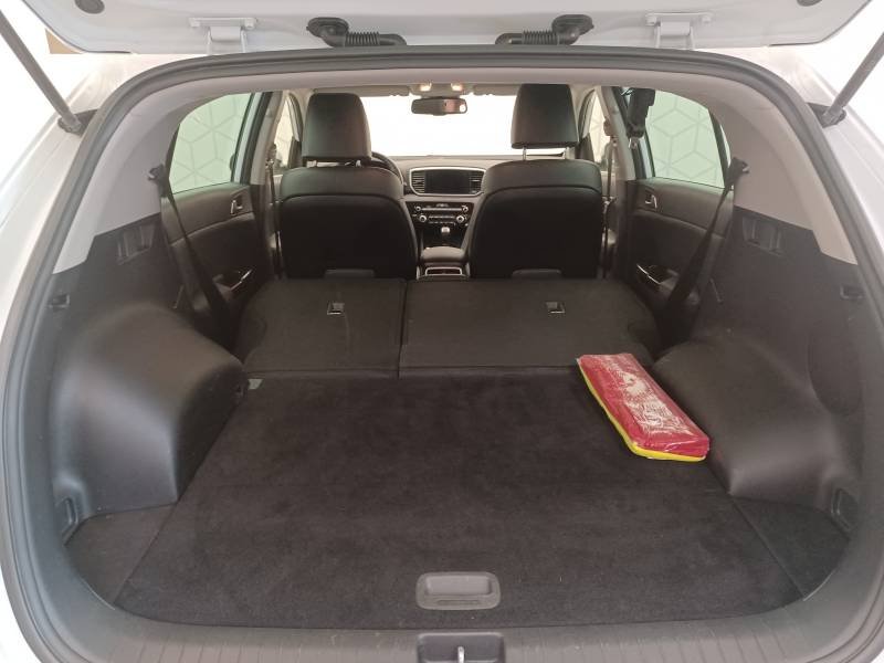 Kia Sportage - Photo 17
