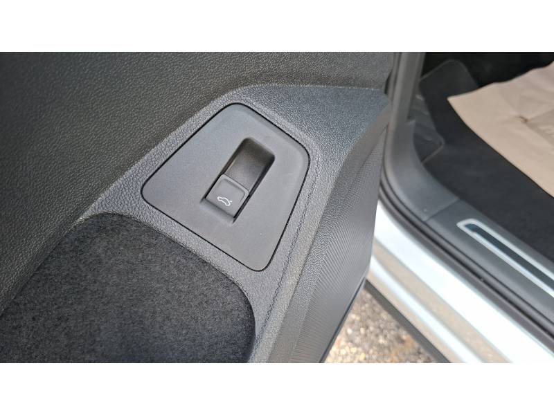 Volkswagen Tiguan - Photo 32