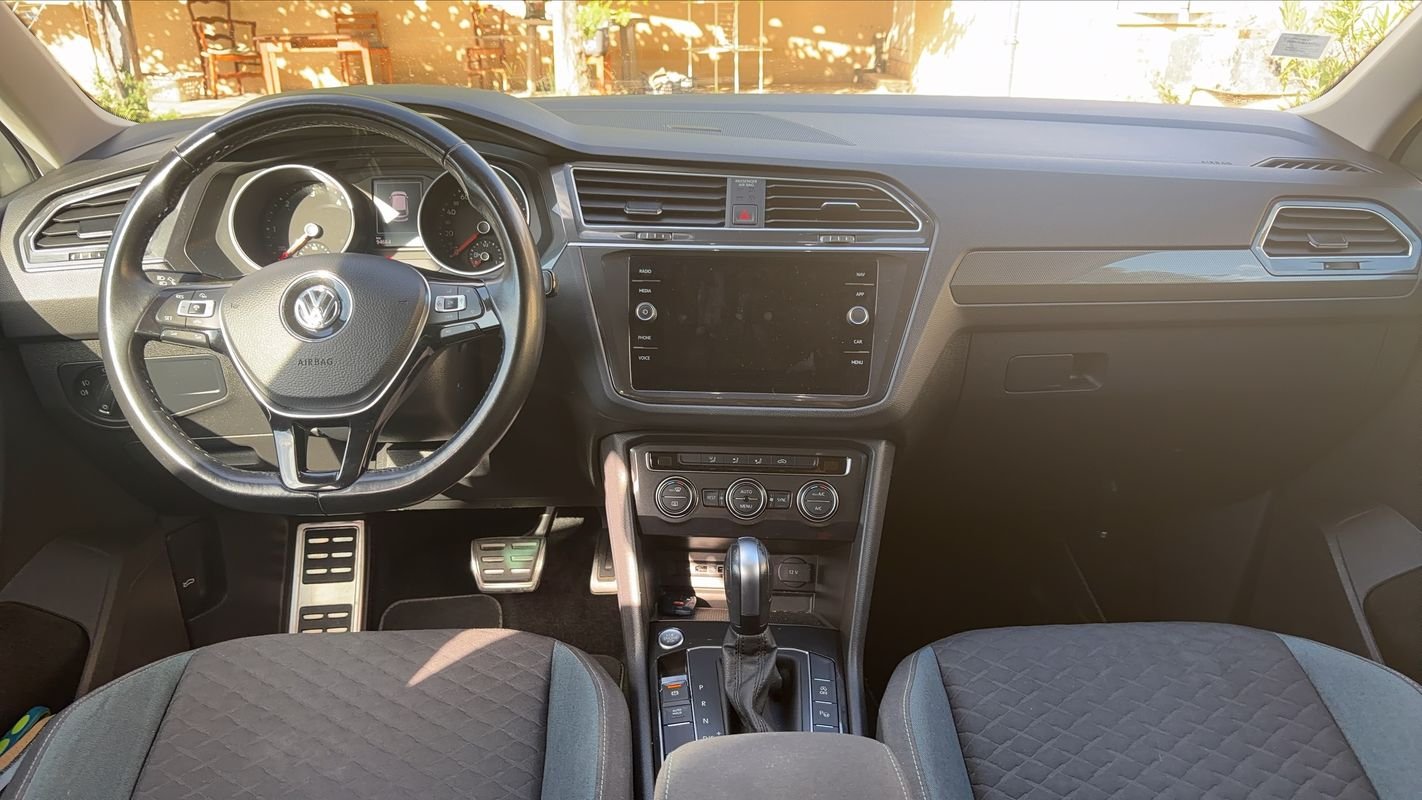 Volkswagen Tiguan - Photo 11