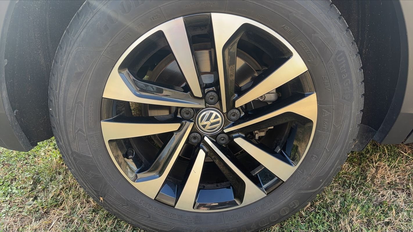Volkswagen Tiguan - Photo 16