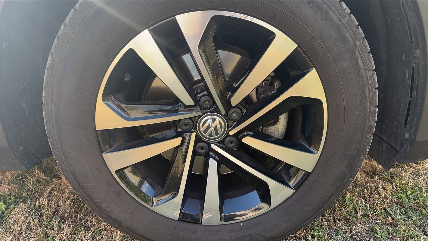 Volkswagen Tiguan - Photo 17