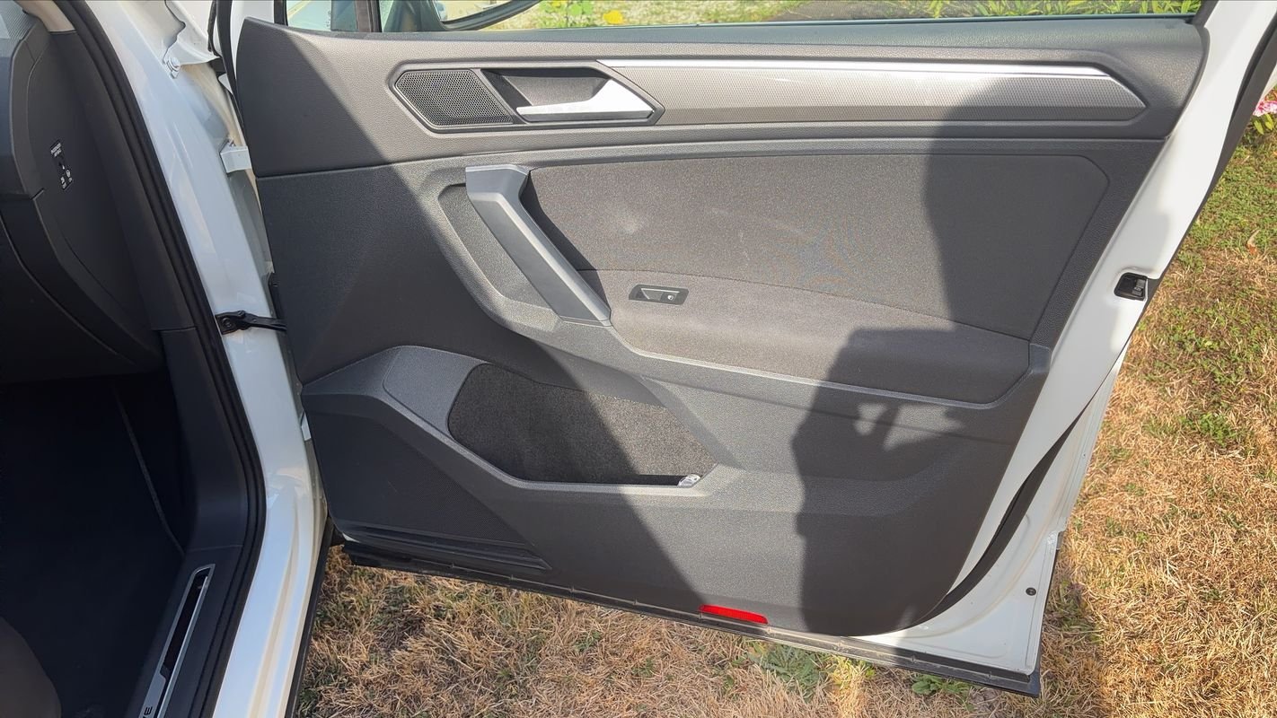 Volkswagen Tiguan - Photo 22