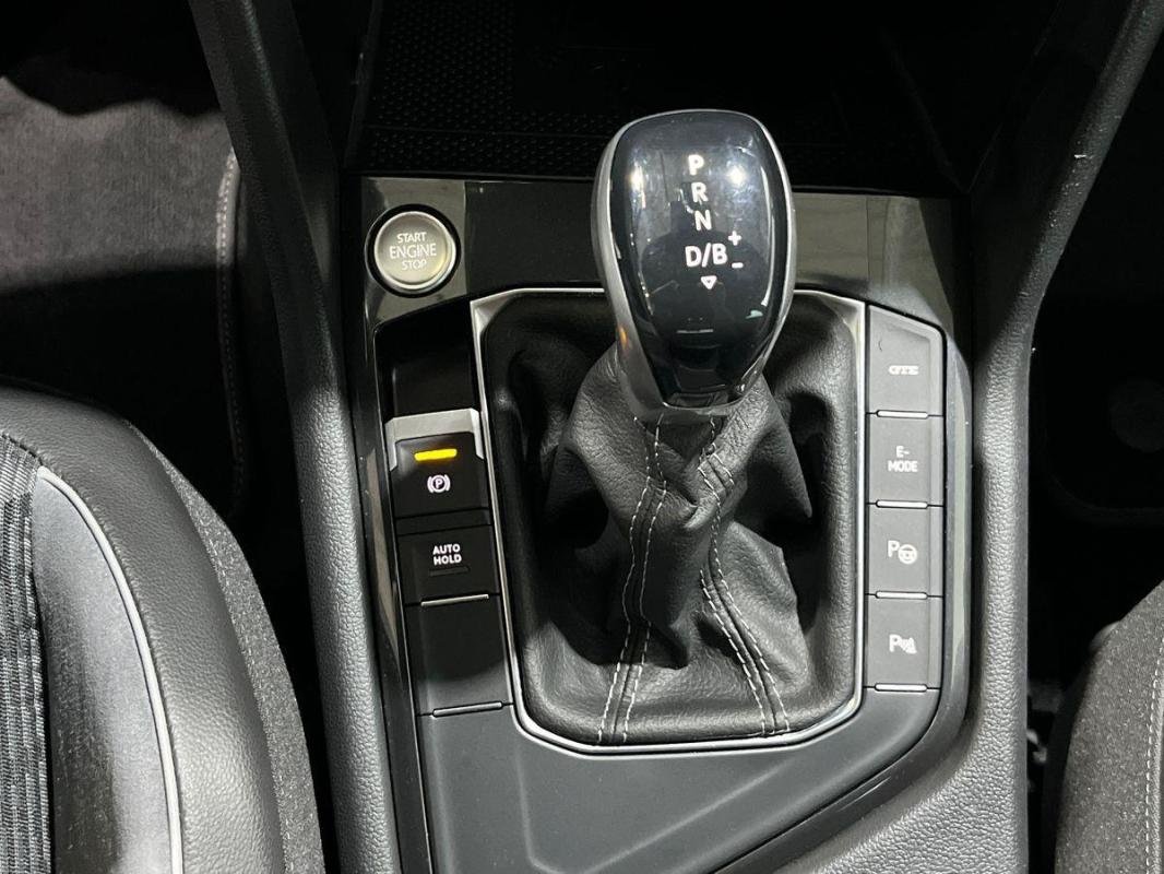 Volkswagen Tiguan - Photo 11
