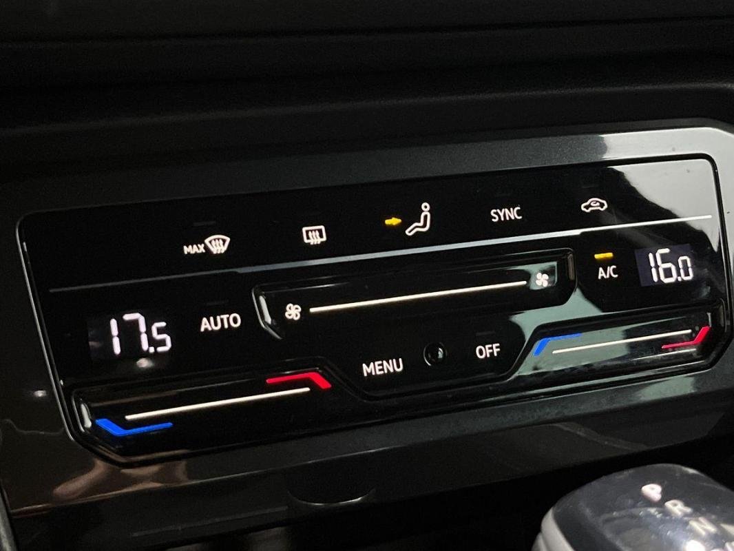 Volkswagen Tiguan - Photo 19