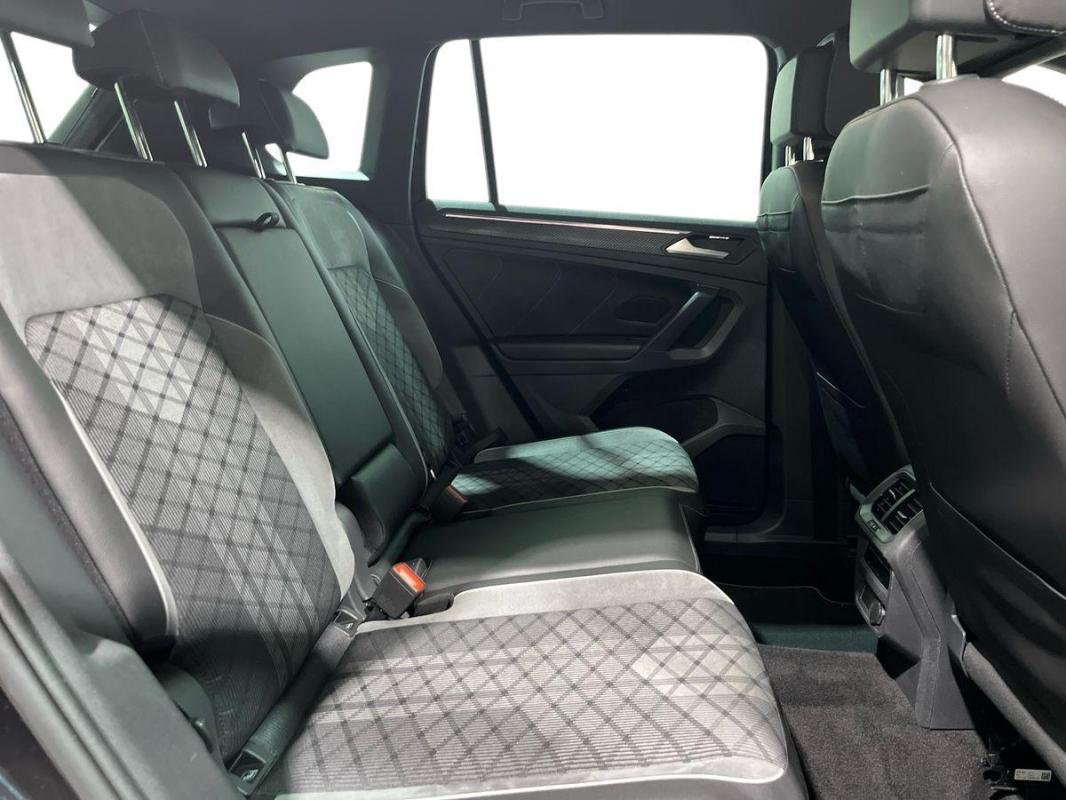 Volkswagen Tiguan - Photo 23