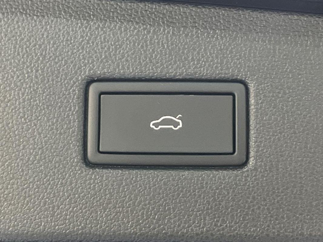 Volkswagen Tiguan - Photo 34