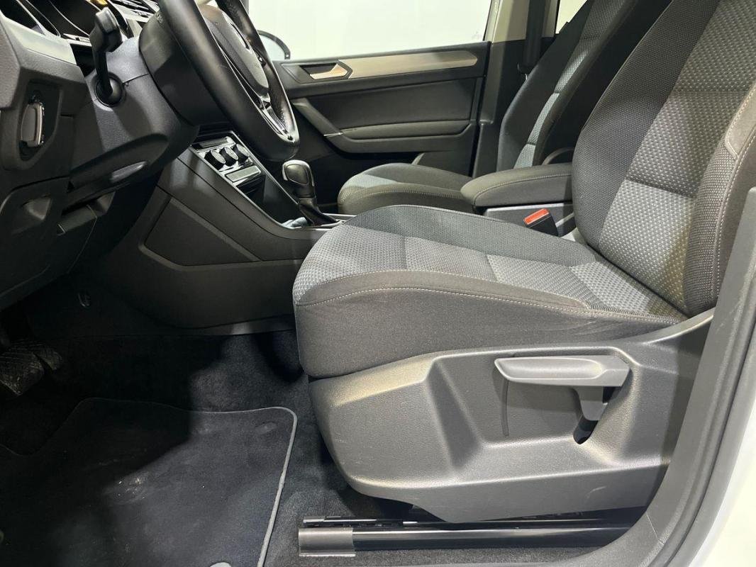 Volkswagen Touran - Photo 14