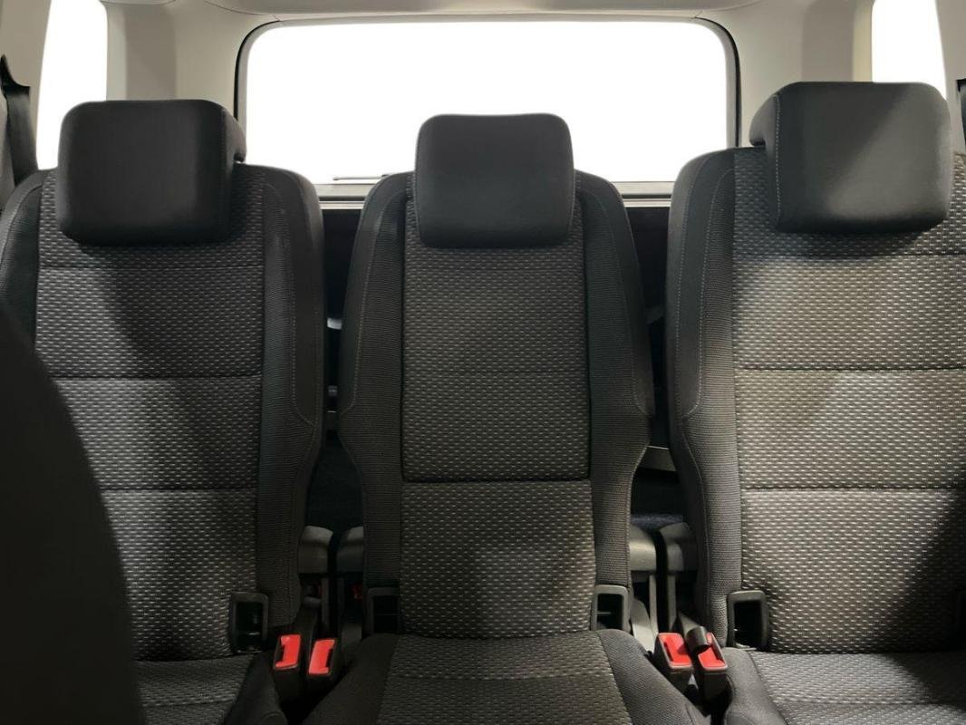 Volkswagen Touran - Photo 22