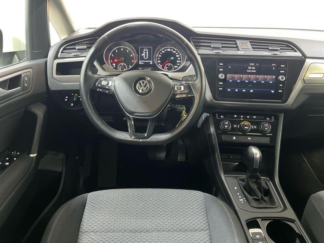 Volkswagen Touran - Photo 24