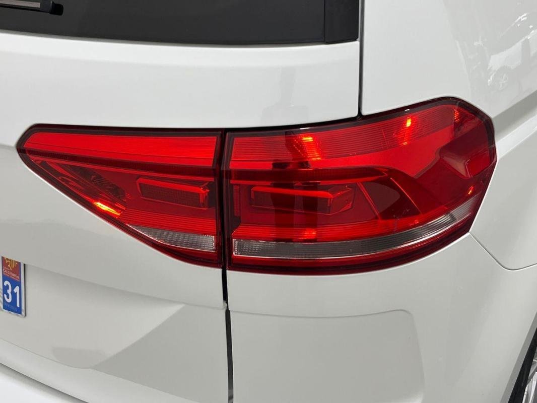 Volkswagen Touran - Photo 30