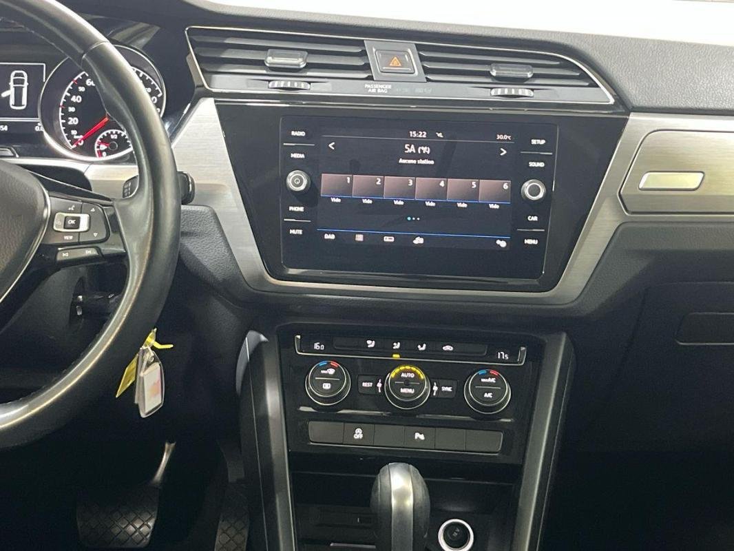 Volkswagen Touran - Photo 10