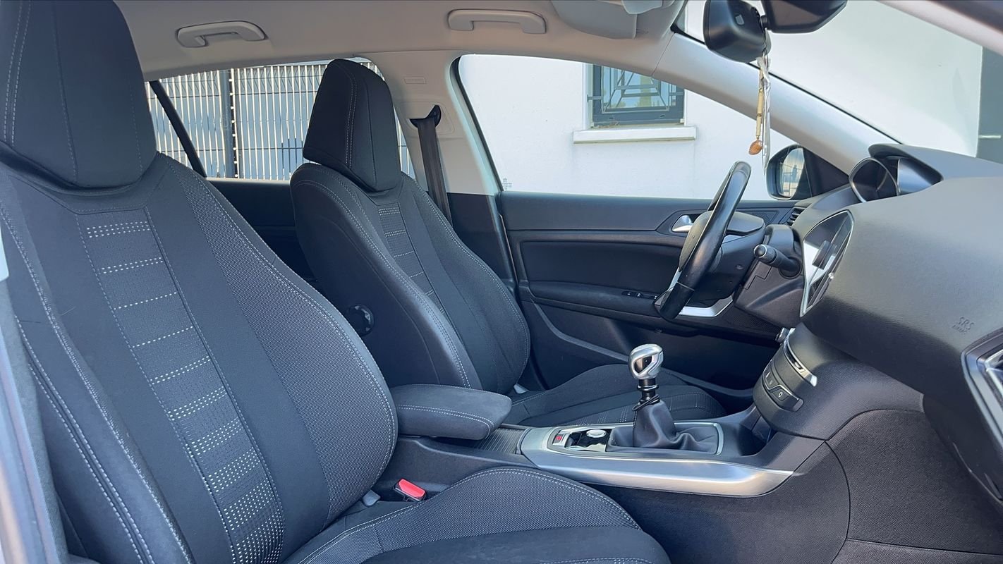 Peugeot 308 - Photo 26