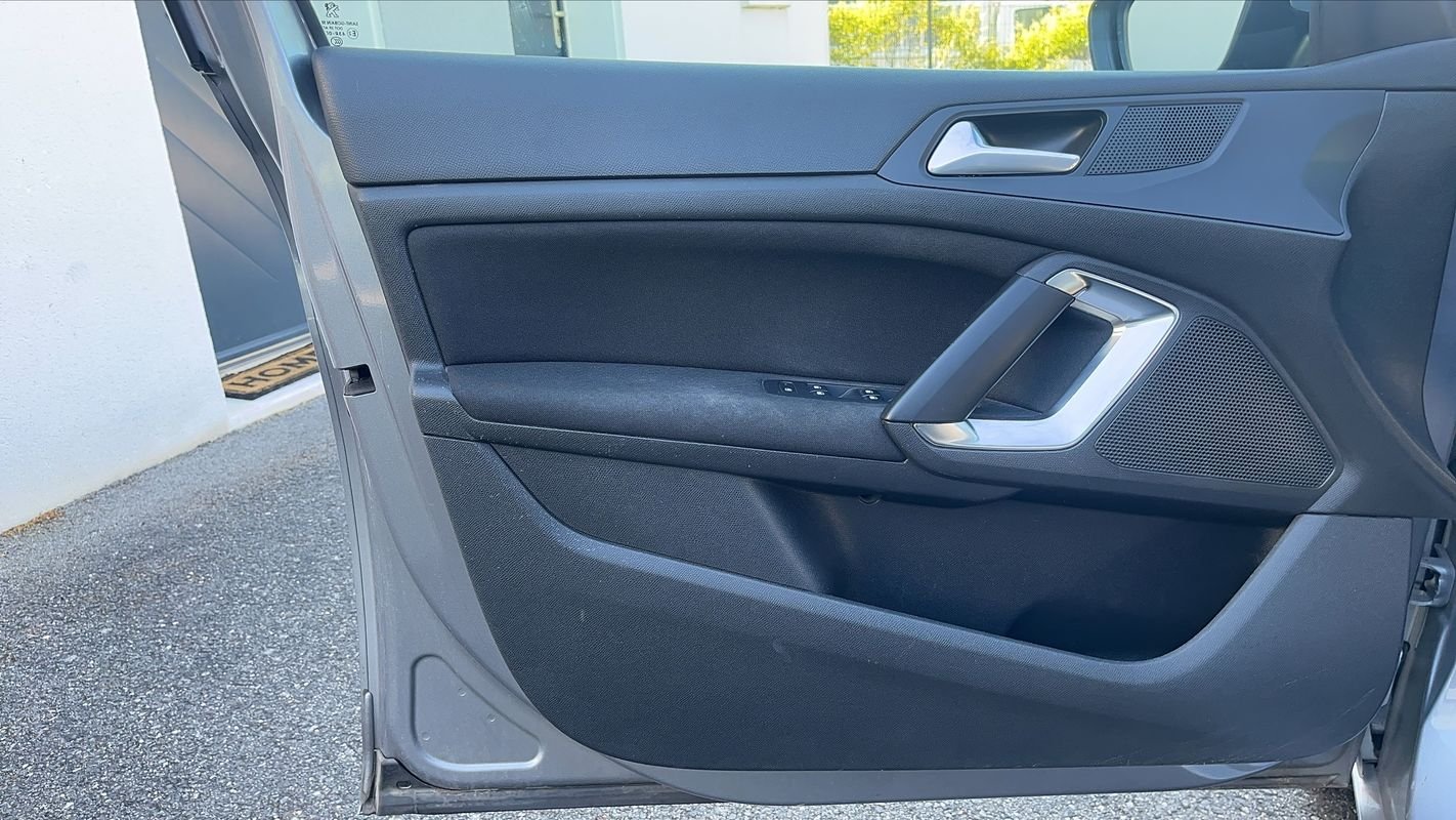 Peugeot 308 - Photo 7