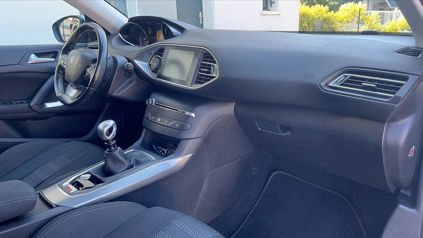 Peugeot 308 - Photo 10