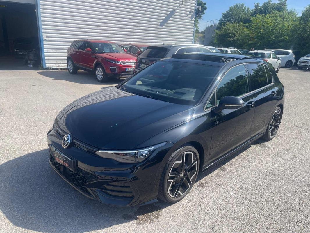 Volkswagen Golf - Photo 1