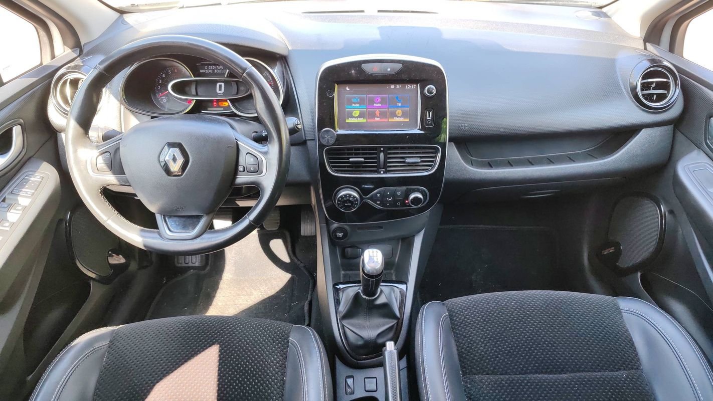 Renault Clio - Photo 11