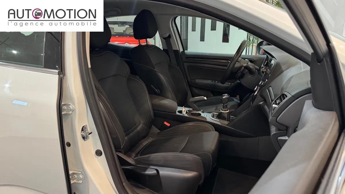 Renault Mégane - Photo 13