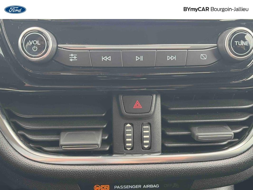Ford Fiesta - Photo 20