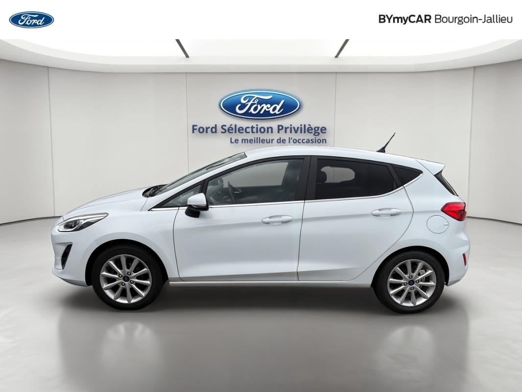 Ford Fiesta - Photo 2