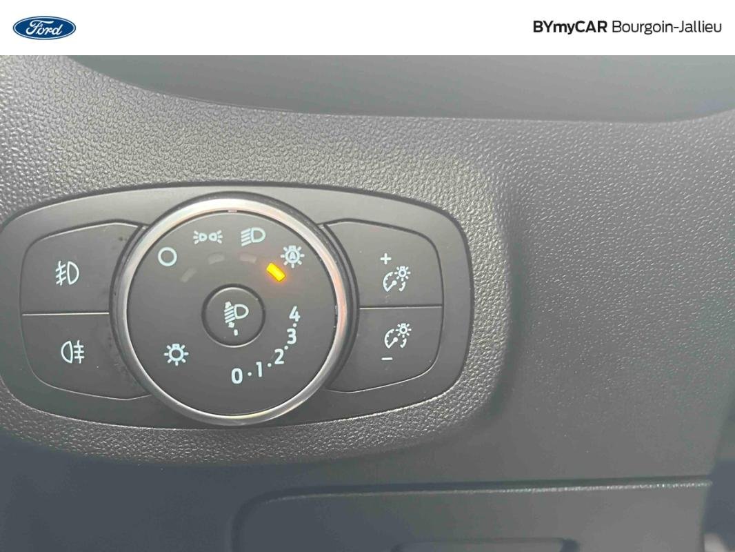 Ford Fiesta - Photo 22