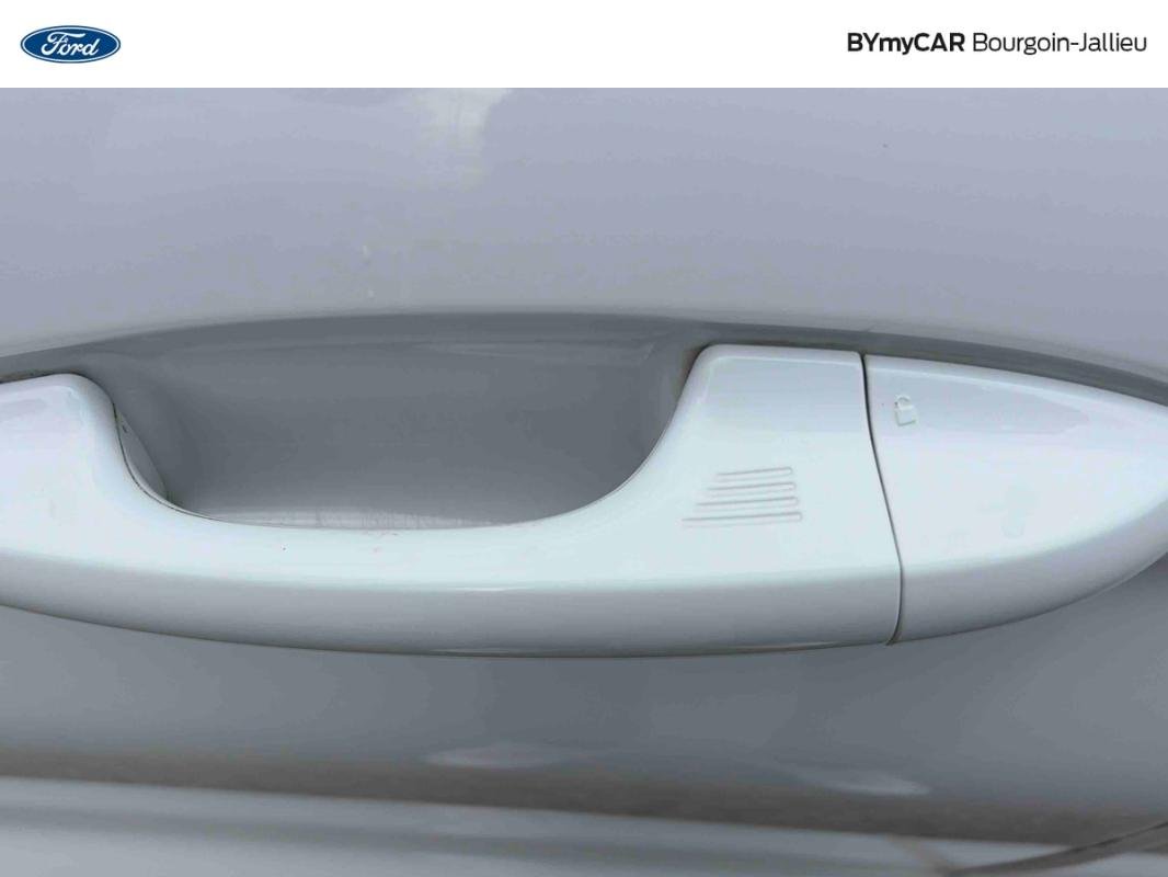 Ford Fiesta - Photo 25
