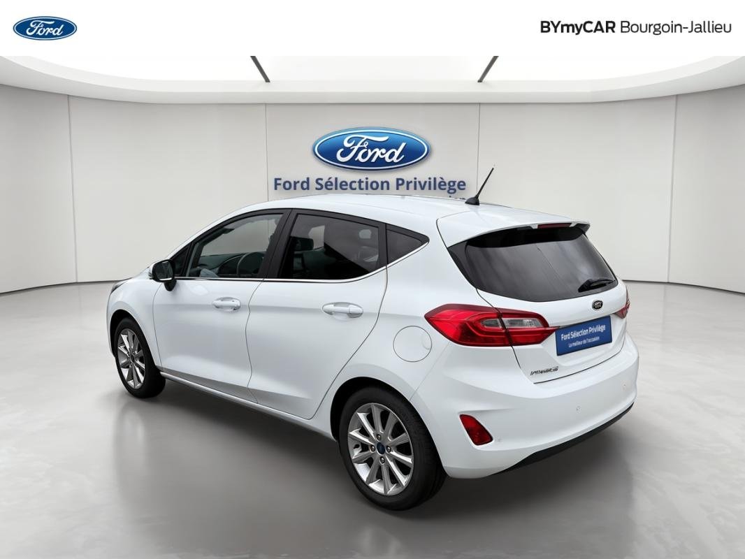 Ford Fiesta - Photo 3