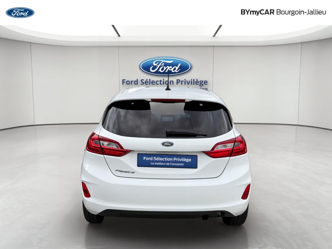 Ford Fiesta - Photo 4