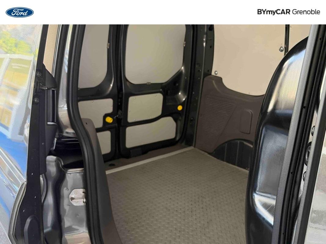 Ford Transit Connect - Photo 19