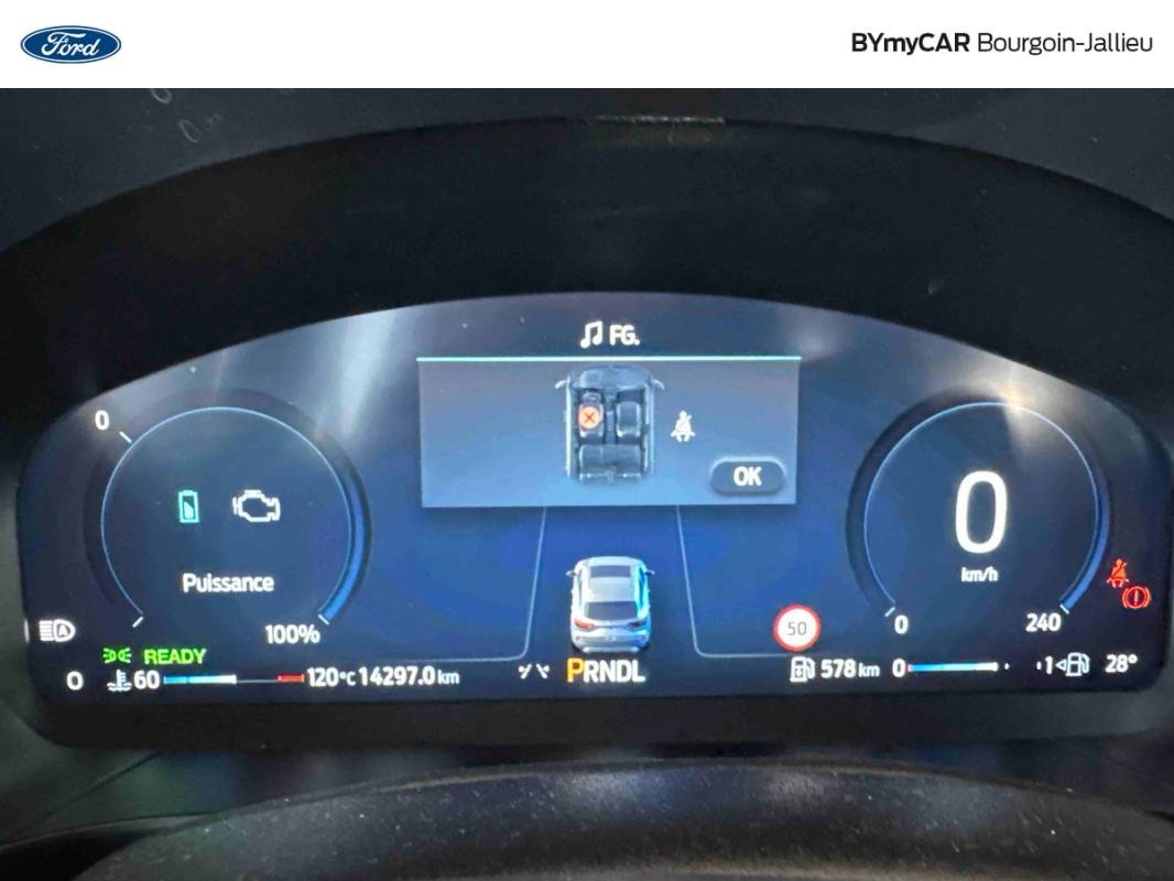 Ford Kuga - Photo 17