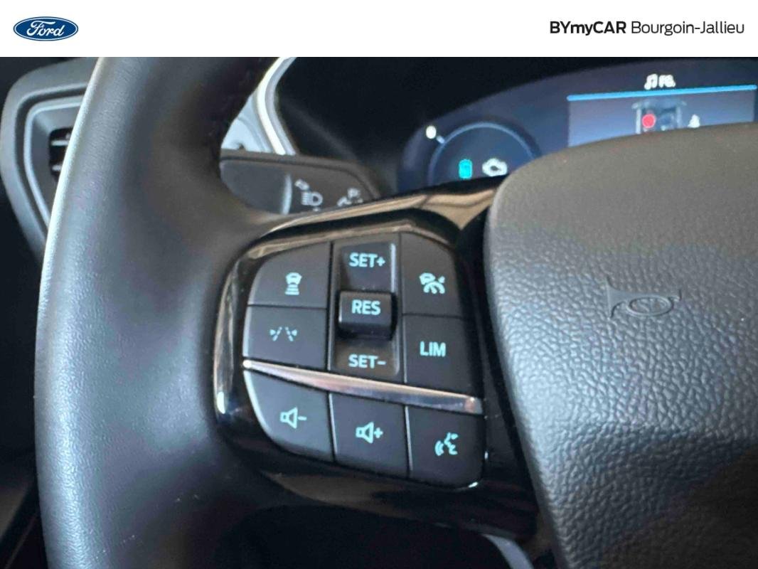 Ford Kuga - Photo 19