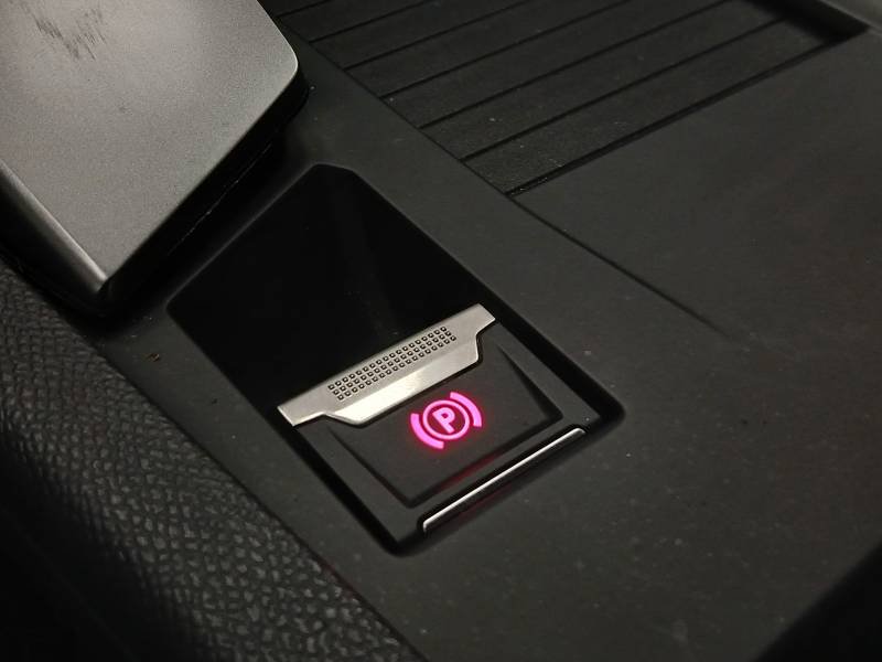 Peugeot 408 - Photo 23
