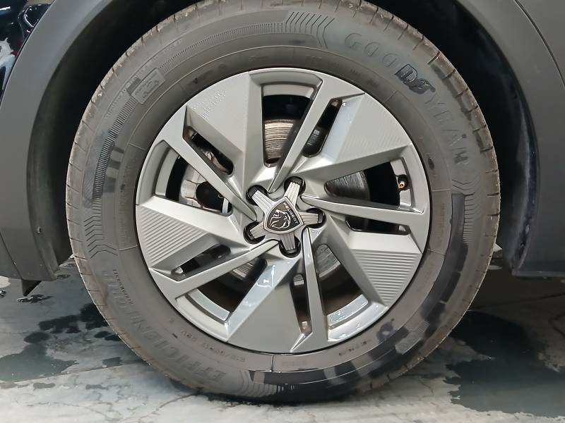 Peugeot 408 - Photo 9