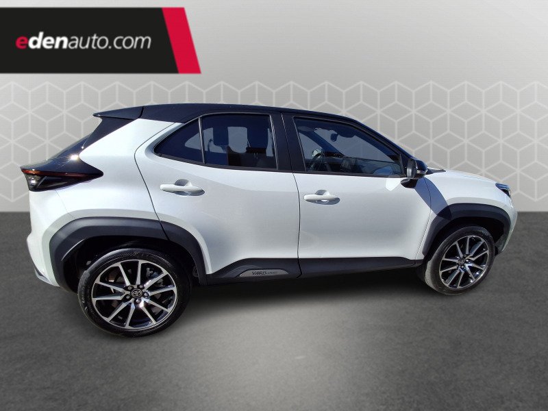Toyota Yaris - Photo 6