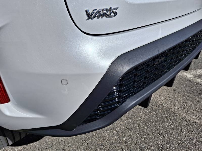 Toyota Yaris - Photo 9