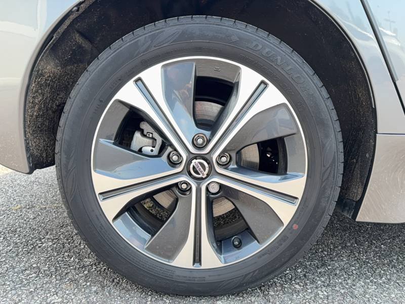 Nissan Leaf - Photo 20