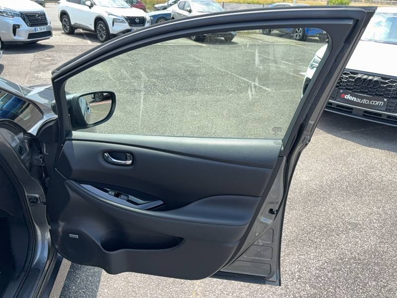 Nissan Leaf - Photo 37