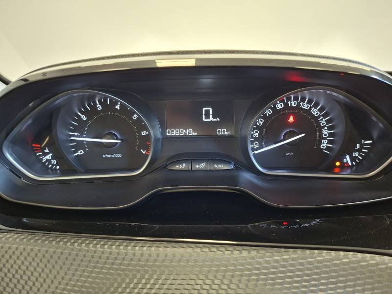 Peugeot 208 - Photo 16