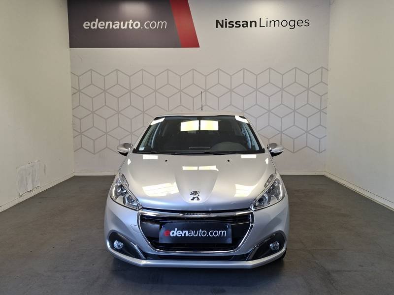 Peugeot 208 - Photo 2