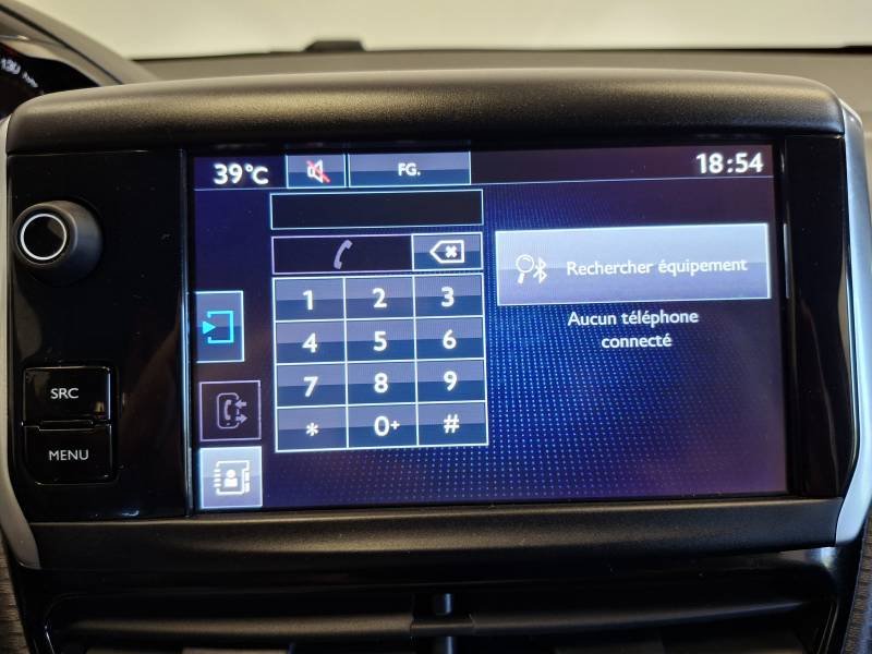 Peugeot 208 - Photo 21