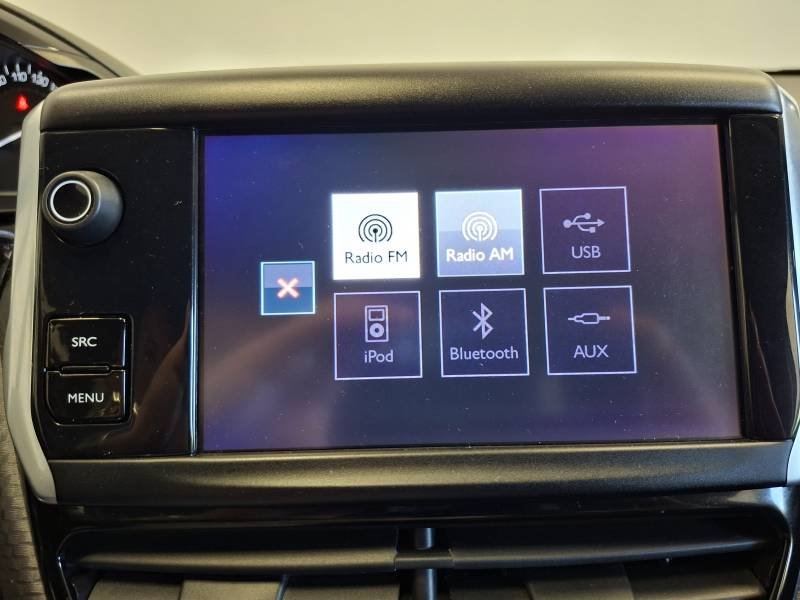 Peugeot 208 - Photo 23