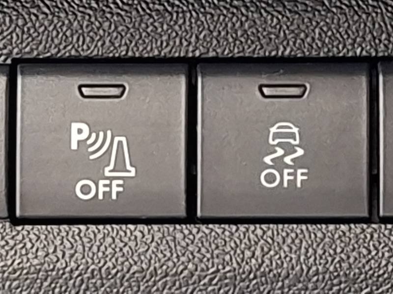 Peugeot 208 - Photo 29