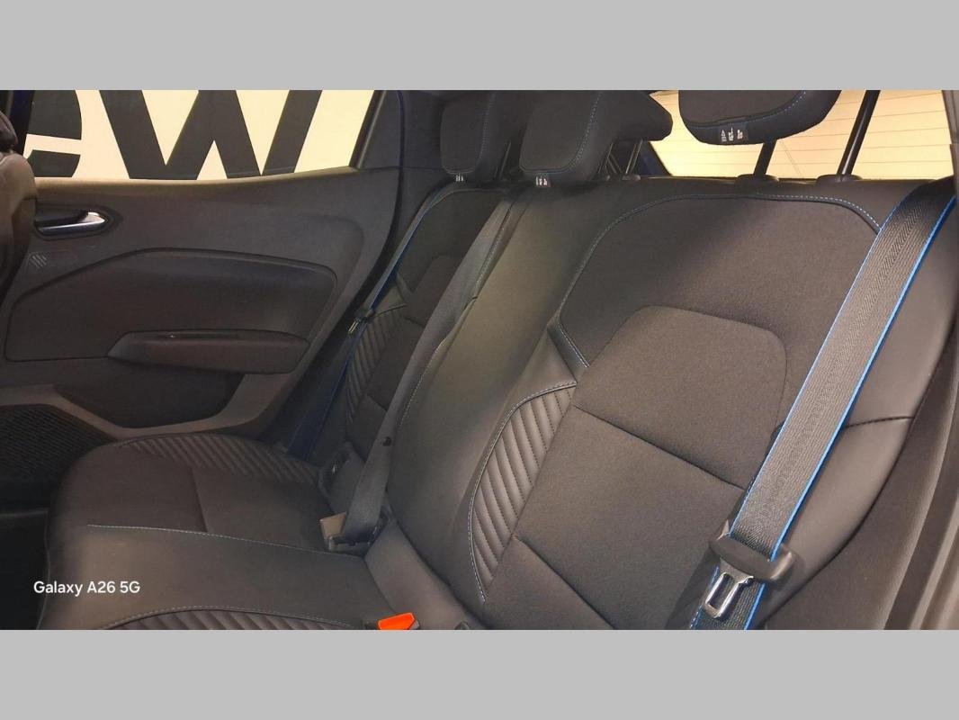 Renault Clio - Photo 17