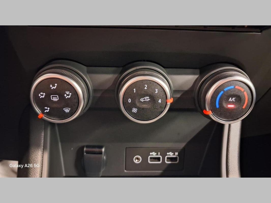 Renault Captur - Photo 14