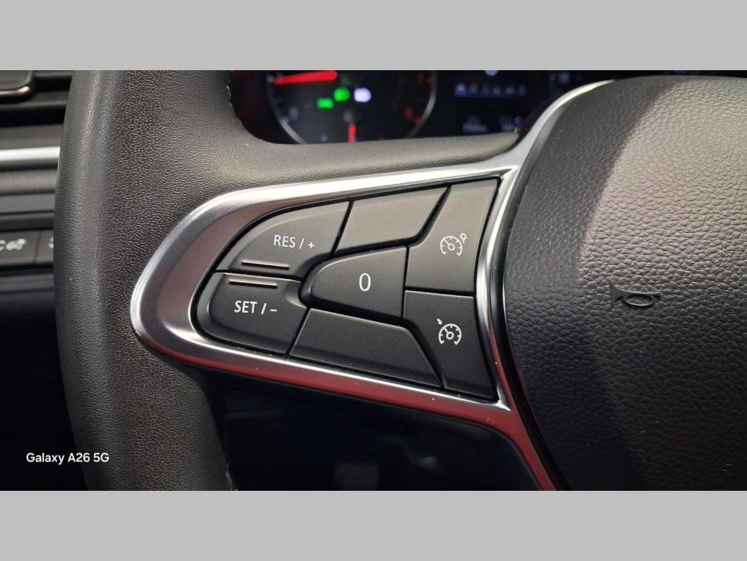 Renault Captur - Photo 17