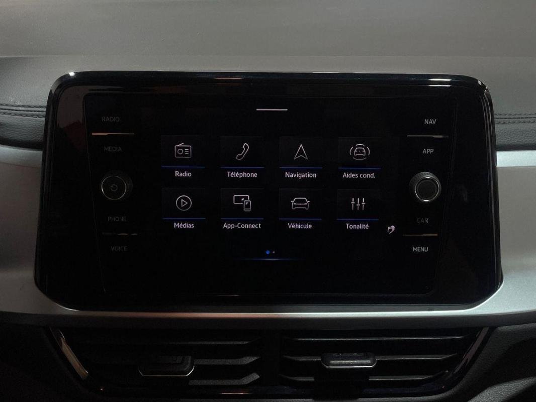 Volkswagen T-Roc - Photo 16