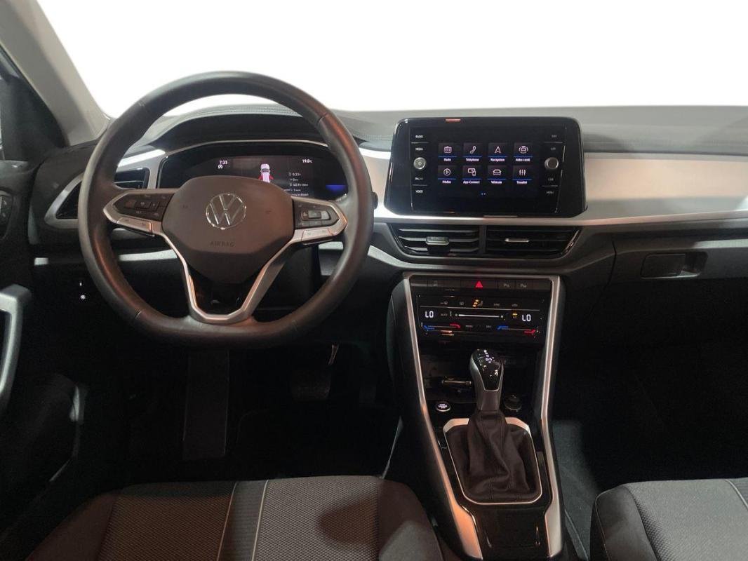 Volkswagen T-Roc - Photo 24