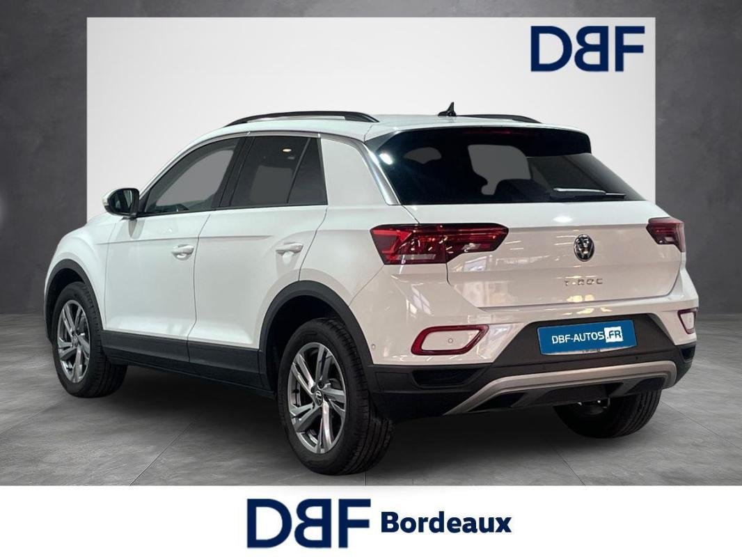 Volkswagen T-Roc - Photo 3