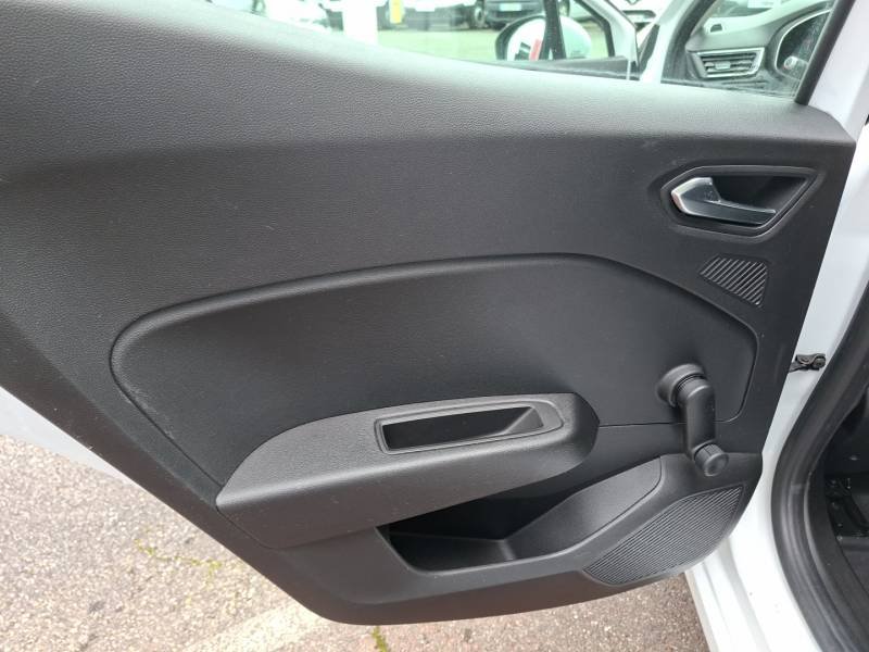 Renault Clio - Photo 13